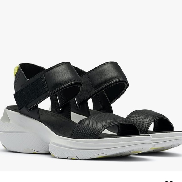 Women’s SOREL Explorer Blitz stride black sandals- Size 9 - Picture 2 of 11